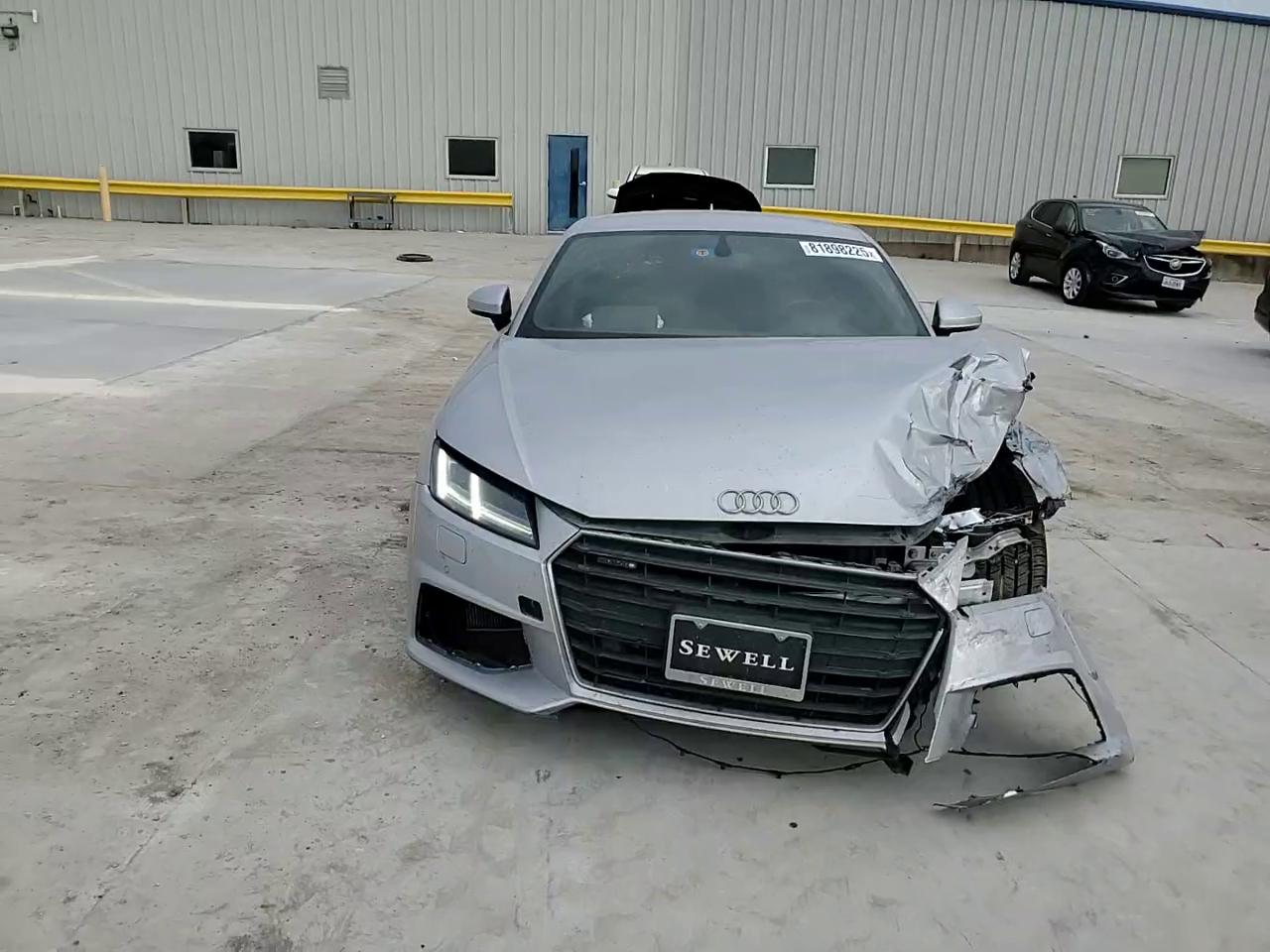 Фото: TRUAEAFV4N1000864