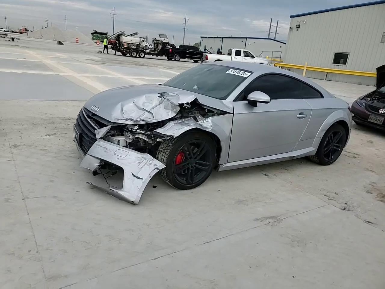 Фото: TRUAEAFV4N1000864