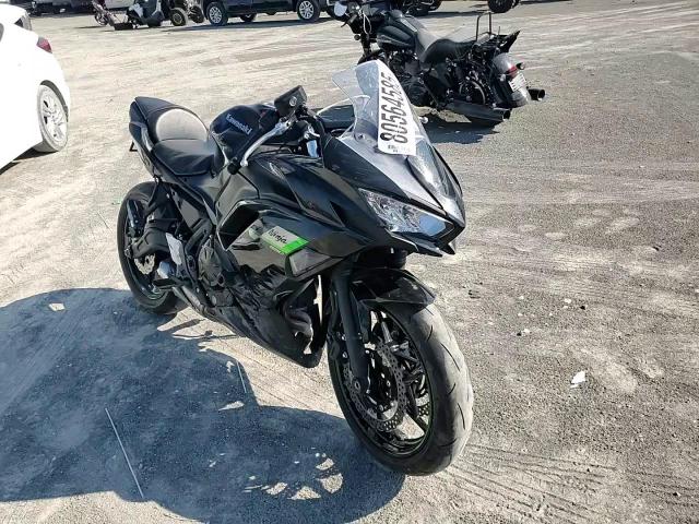 2025 Kawasaki Ex650 R VIN: ML5EXER18SDAD8834 Lot: 80564585