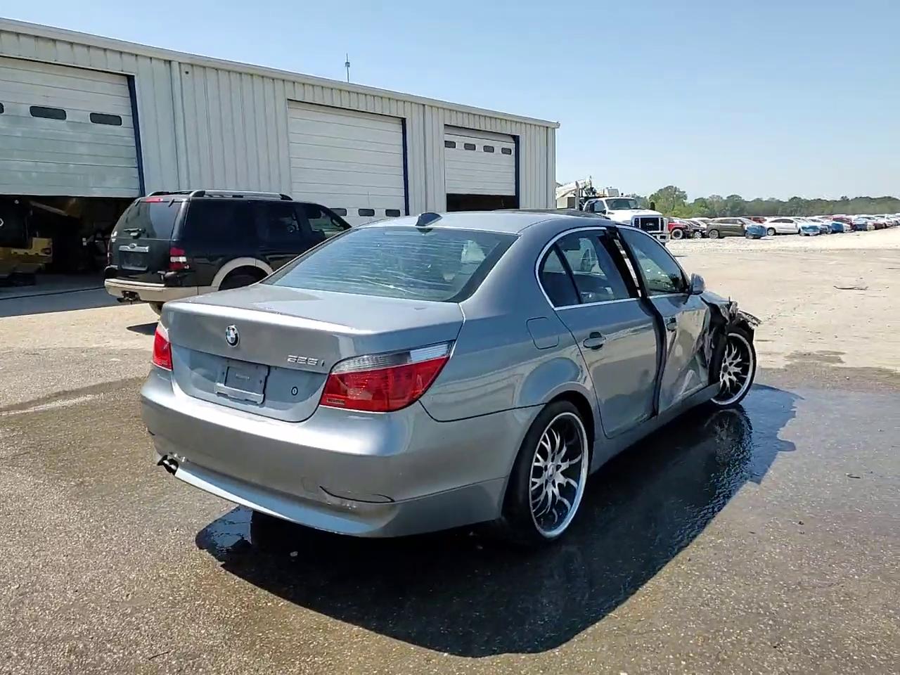 Фото: WBANE53586CK82677