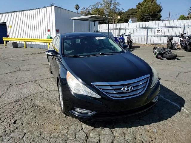 2013 Hyundai Sonata Se VIN: 5NPEC4AC2DH740672 Lot: 81866175