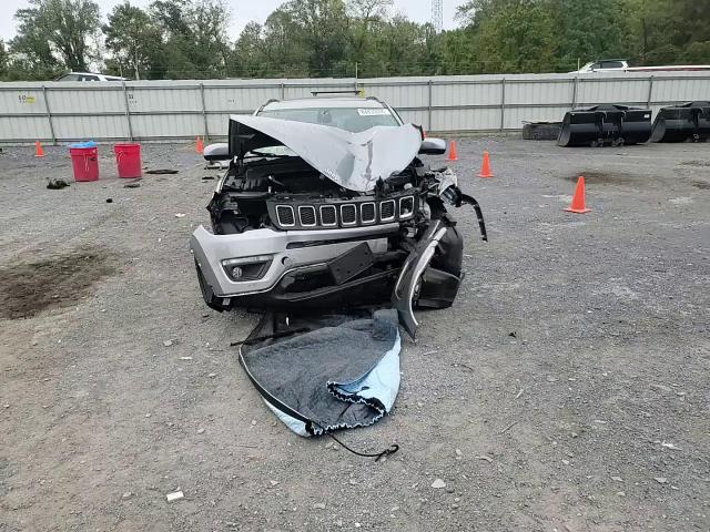2018 Jeep Compass Latitude VIN: 3C4NJDBB5JT398688 Lot: 84835035
