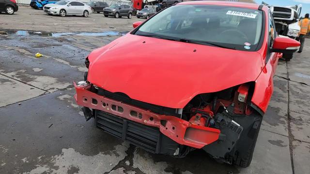 2014 Ford Focus Se VIN: 1FADP3F20EL439427 Lot: 81667635