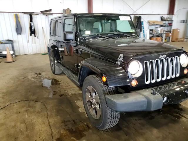 2016 Jeep Wrangler Unlimited Sahara VIN: 1C4BJWEG4GL305010 Lot: 71283575