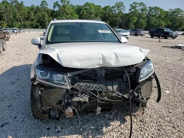 2016 Volkswagen Touareg Tdi VIN: WVGEP9BP3GD002310 Lot: 70739755