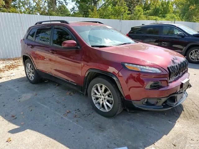 2018 Jeep Cherokee Latitude VIN: 1C4PJMCB3JD617726 Lot: 81002085