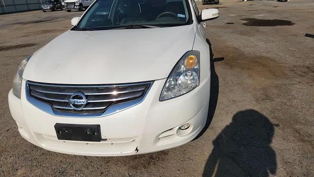2010 Nissan Altima Base VIN: 1N4AL2AP8AN422112 Lot: 80403695