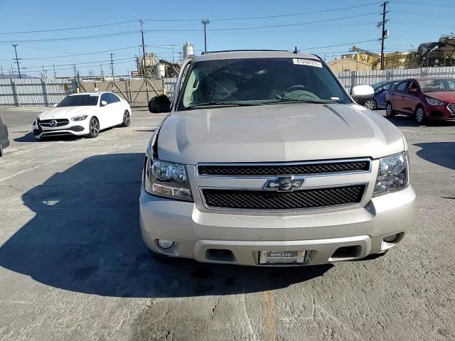 2009 Chevrolet Suburban K1500 Lt VIN: 1GNFK26369J120210 Lot: 81269375