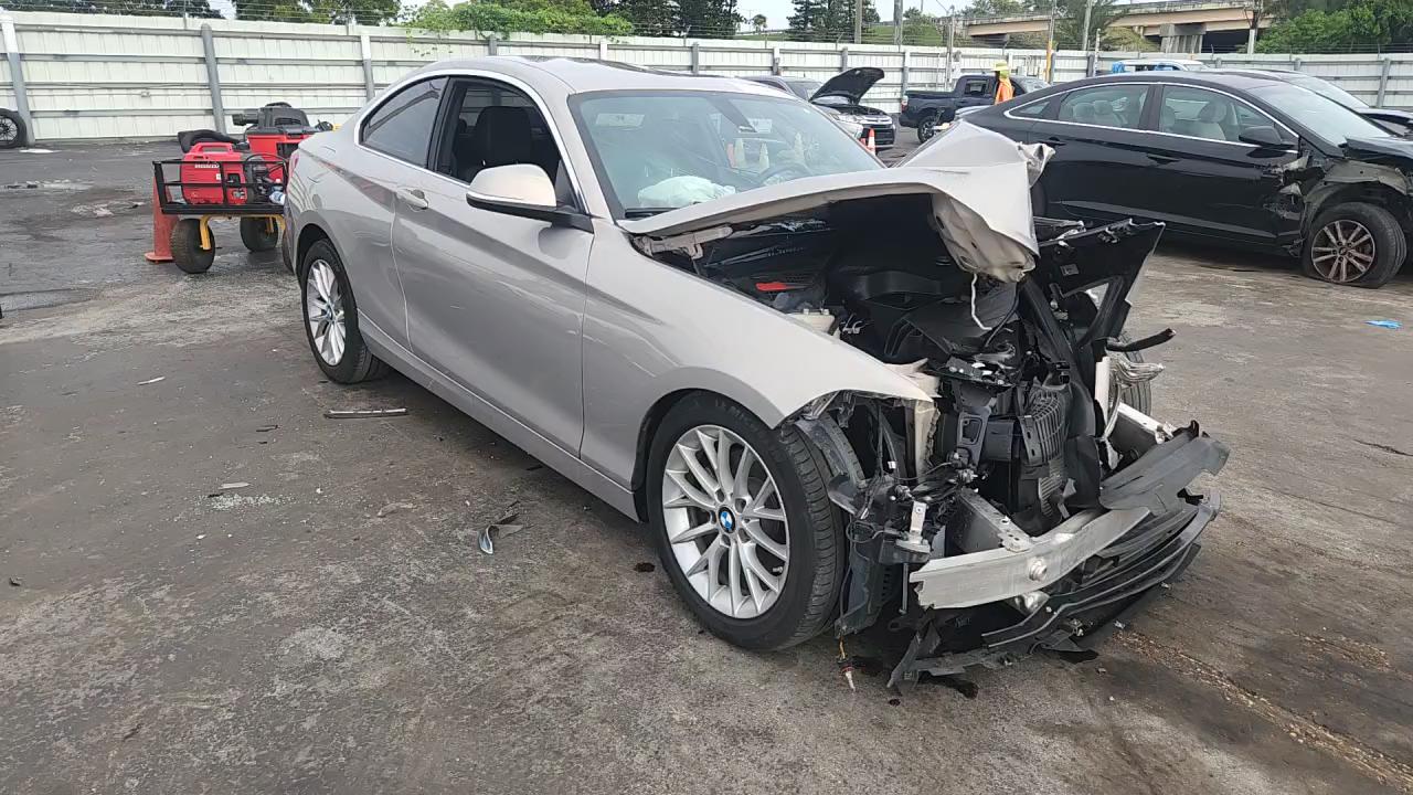 Фото: WBA1F9C54GV544204