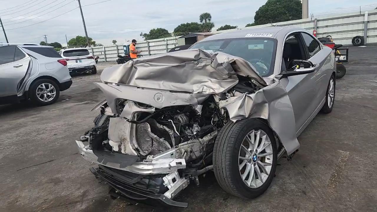 Фото: WBA1F9C54GV544204