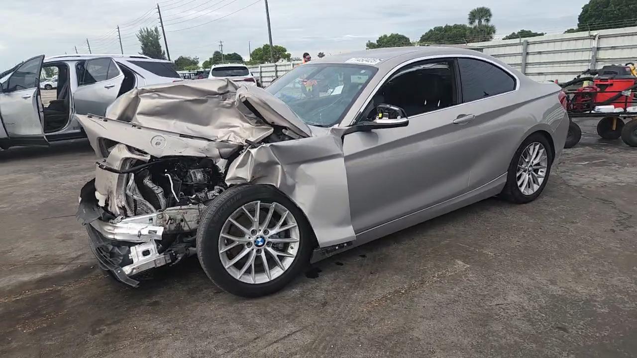 Фото: WBA1F9C54GV544204