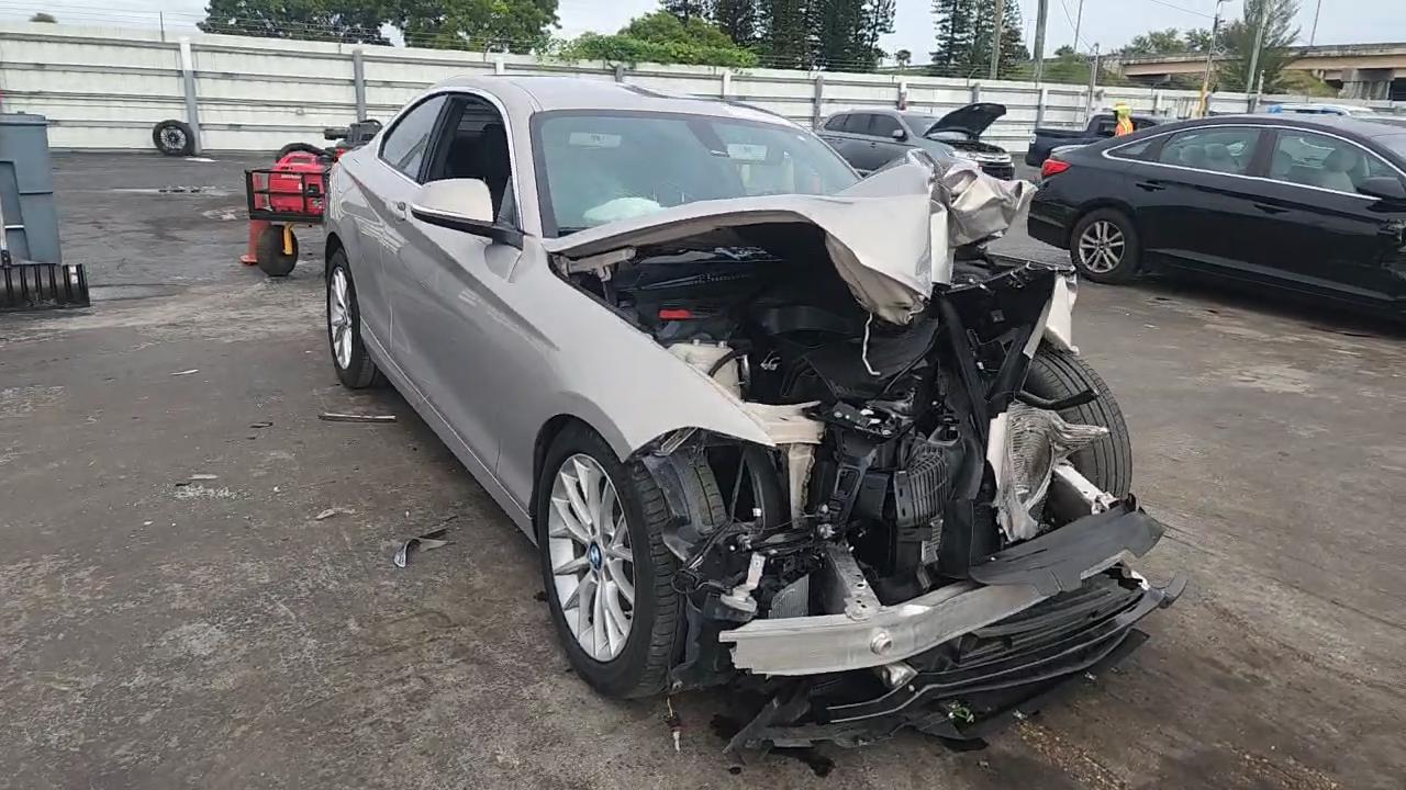 Фото: WBA1F9C54GV544204