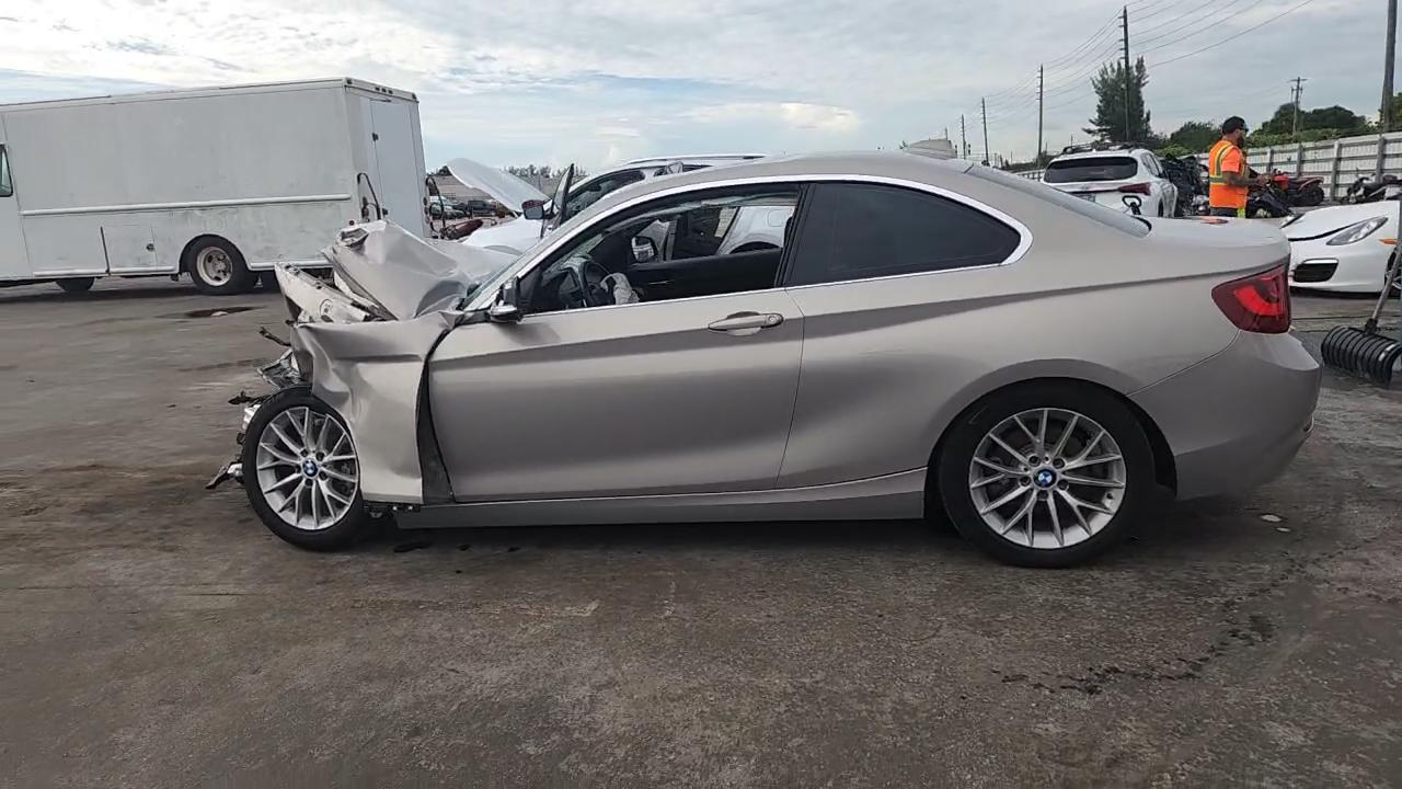 Фото: WBA1F9C54GV544204