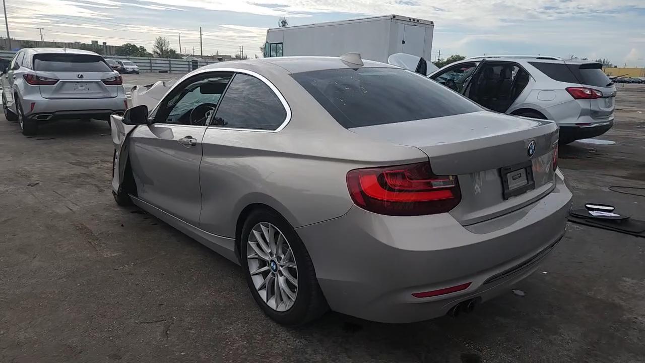 Фото: WBA1F9C54GV544204