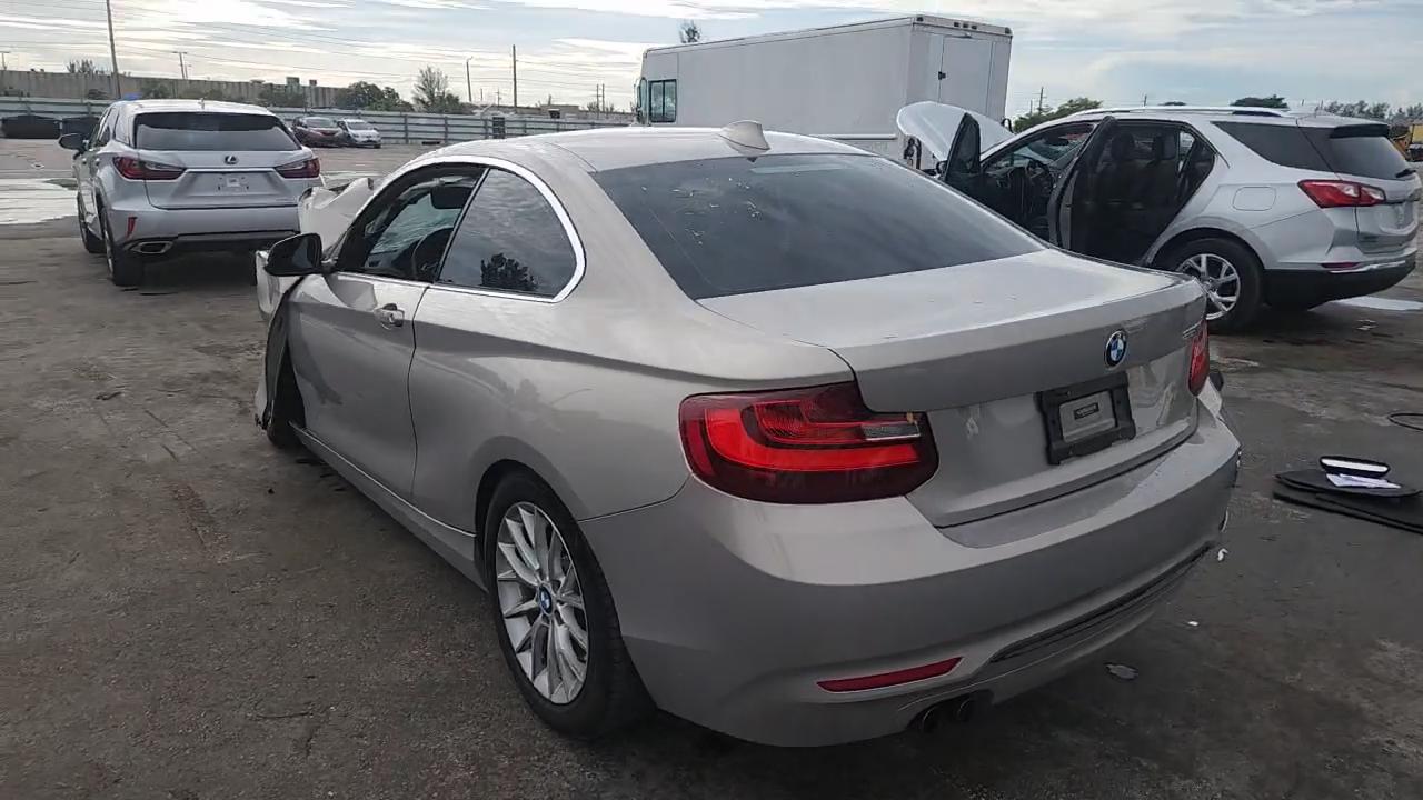 Фото: WBA1F9C54GV544204