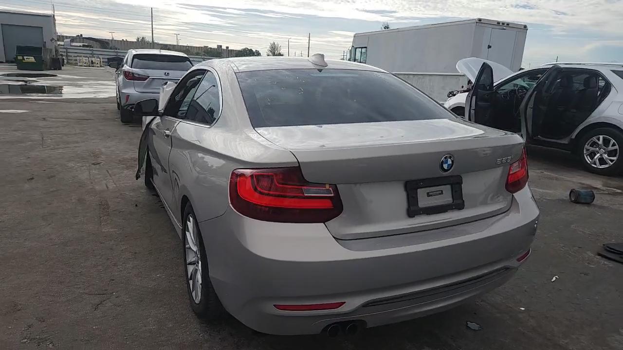 Фото: WBA1F9C54GV544204