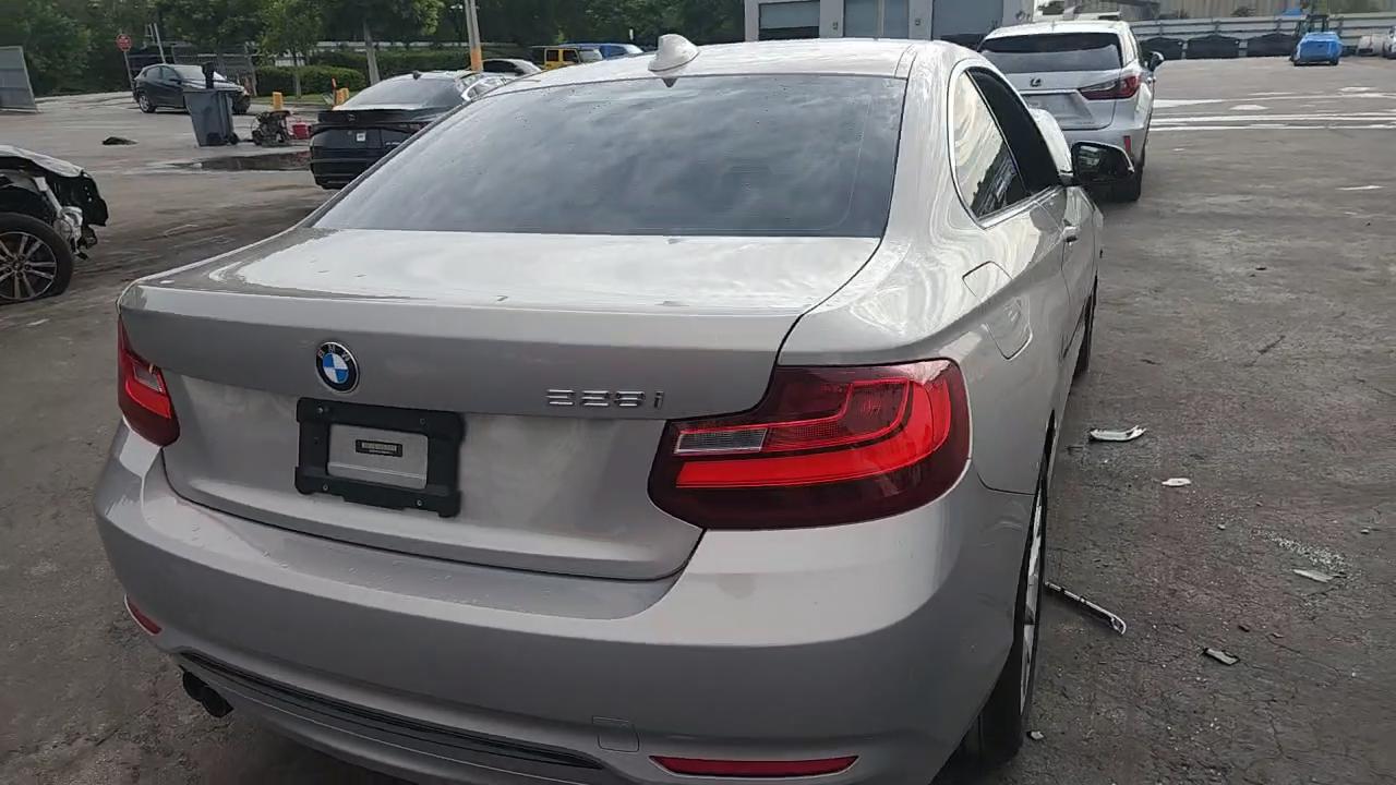 Фото: WBA1F9C54GV544204