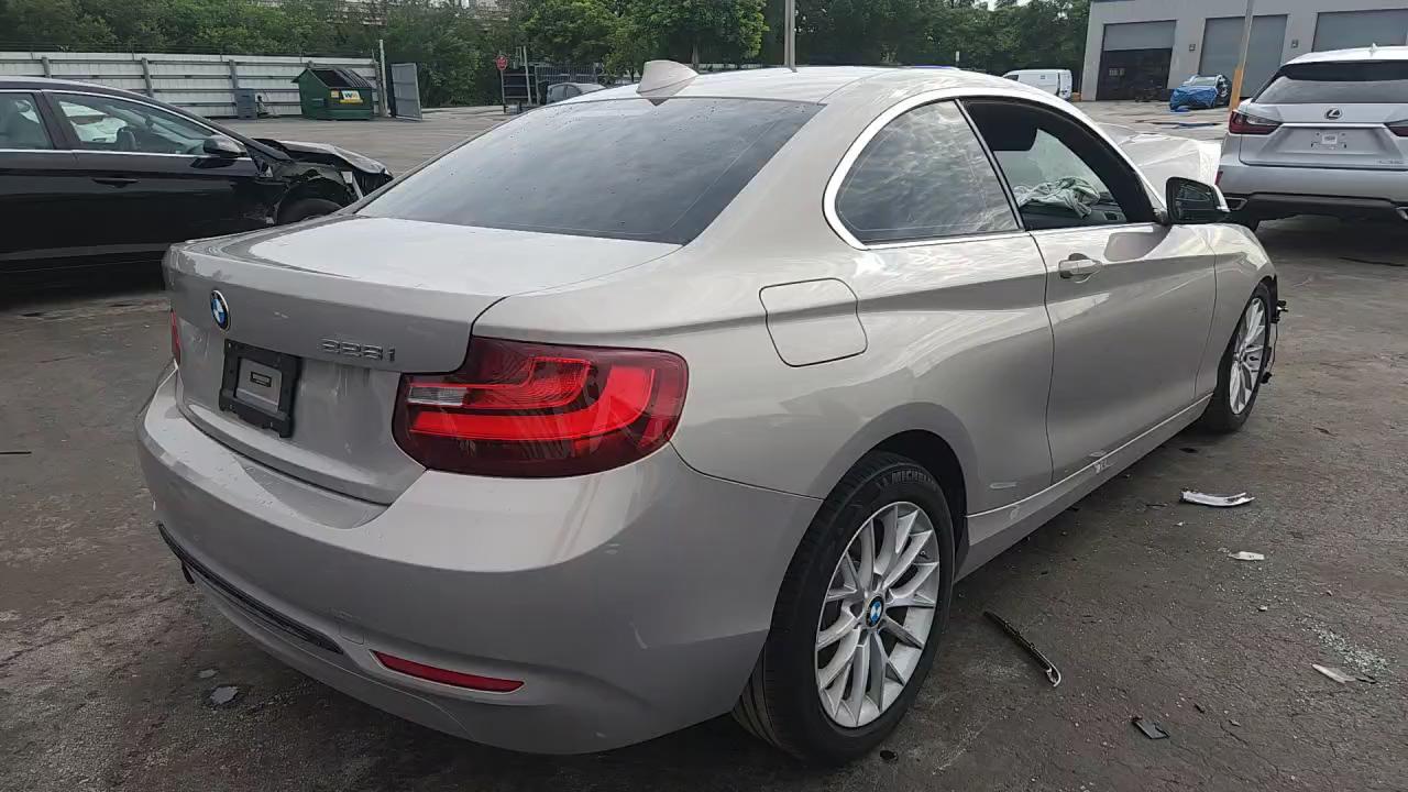 Фото: WBA1F9C54GV544204