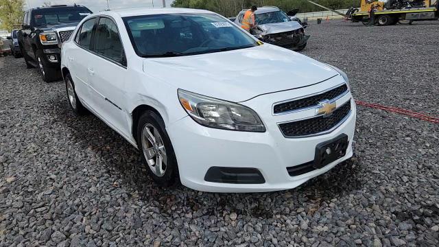 2013 Chevrolet Malibu Ls VIN: 1G11B5SA1DF226979 Lot: 81425975