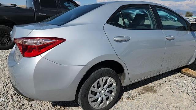 2017 Toyota Corolla L VIN: 2T1BURHE2HC853521 Lot: 71698245