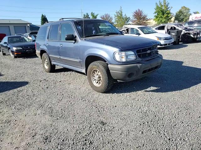 2000 Ford Explorer Xls VIN: 1FMZU72X6YZA15989 Lot: 81274445