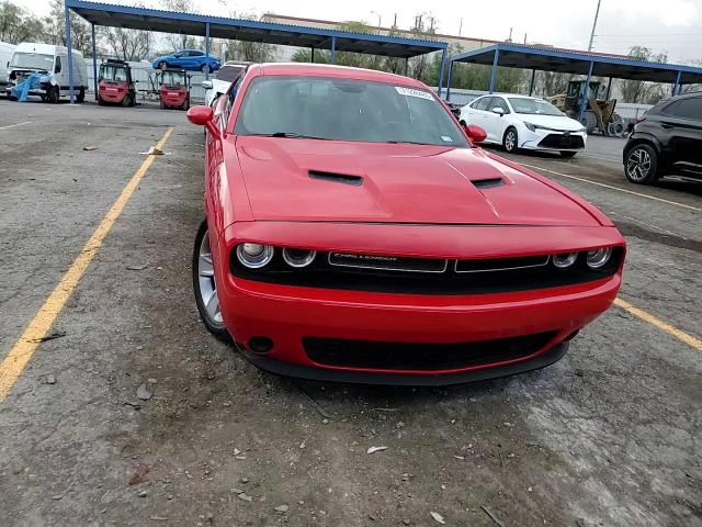 2018 Dodge Challenger Sxt VIN: 2C3CDZAG8JH132345 Lot: 71226485