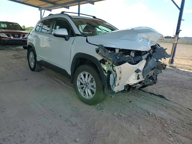 2022 Toyota Corolla Cross Le VIN: 7MUBAABG8NV010212 Lot: 80657985