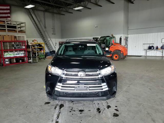 2019 Toyota Highlander Le VIN: 5TDBZRFH1KS975459 Lot: 71602215