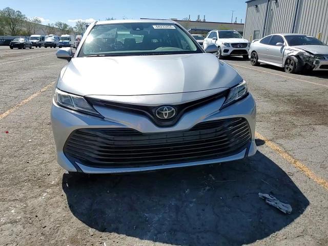 2019 Toyota Camry L VIN: 4T1B11HK5KU247927 Lot: 84233455