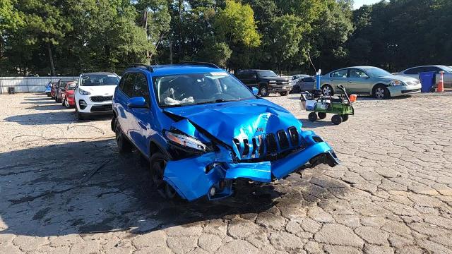 2018 Jeep Cherokee Latitude VIN: 1C4PJLCB8JD542760 Lot: 70848915