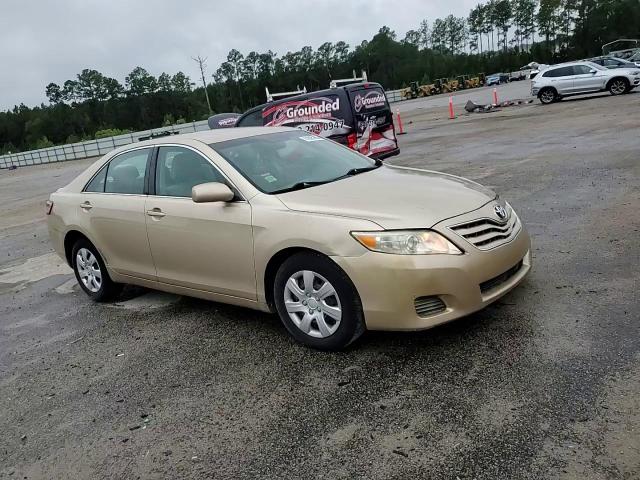 2010 Toyota Camry Base VIN: 4T1BF3EK3AU031980 Lot: 81825165