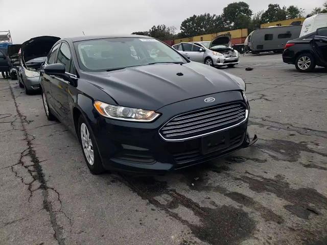 2014 Ford Fusion S VIN: 3FA6P0G7XER329388 Lot: 71286765