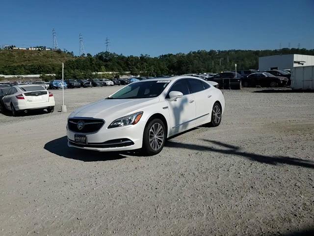 2018 Buick Lacrosse Essence VIN: 1G4ZP5SSXJU141257 Lot: 70160415