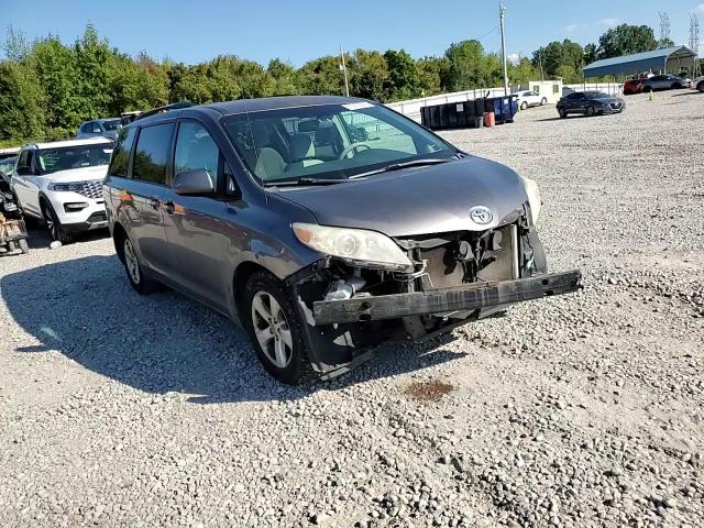 2011 Toyota Sienna Le VIN: 5TDKK3DC1BS141748 Lot: 81907885