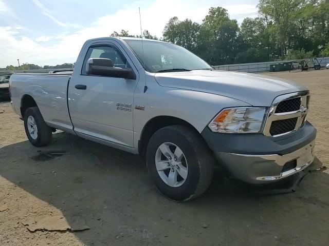 2018 Ram 1500 St VIN: 3C6JR7DT2JG186538 Lot: 82173315