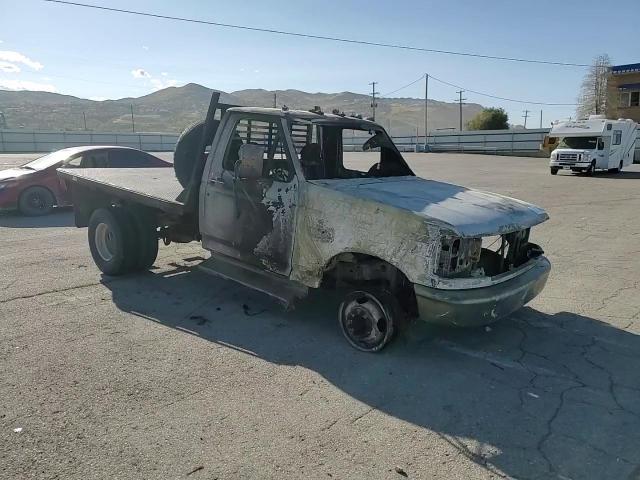 1994 Ford F350 VIN: 2FDKF38G3RCA51066 Lot: 80111045