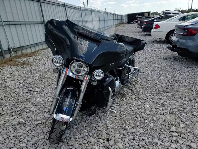 2019 Harley-Davidson Flhtcu VIN: 1HD1FCC14KB633762 Lot: 84252605