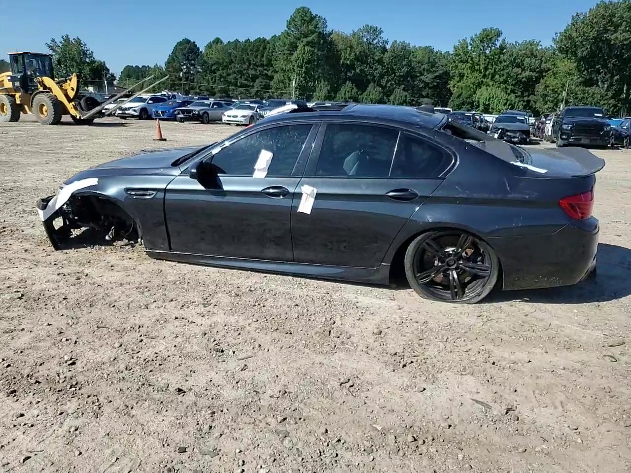 Фото: WBSFV9C54FD595341