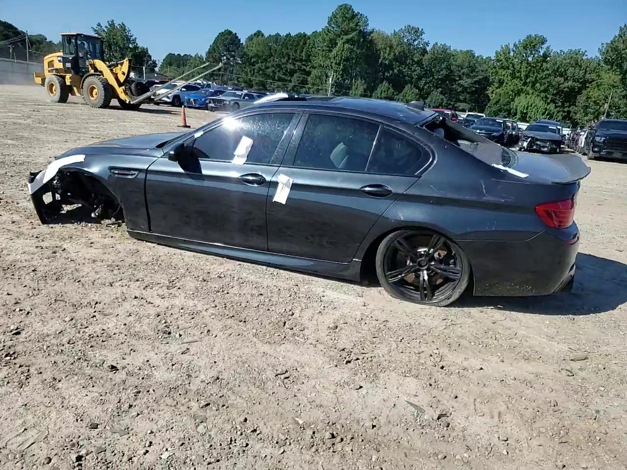 Фото: WBSFV9C54FD595341