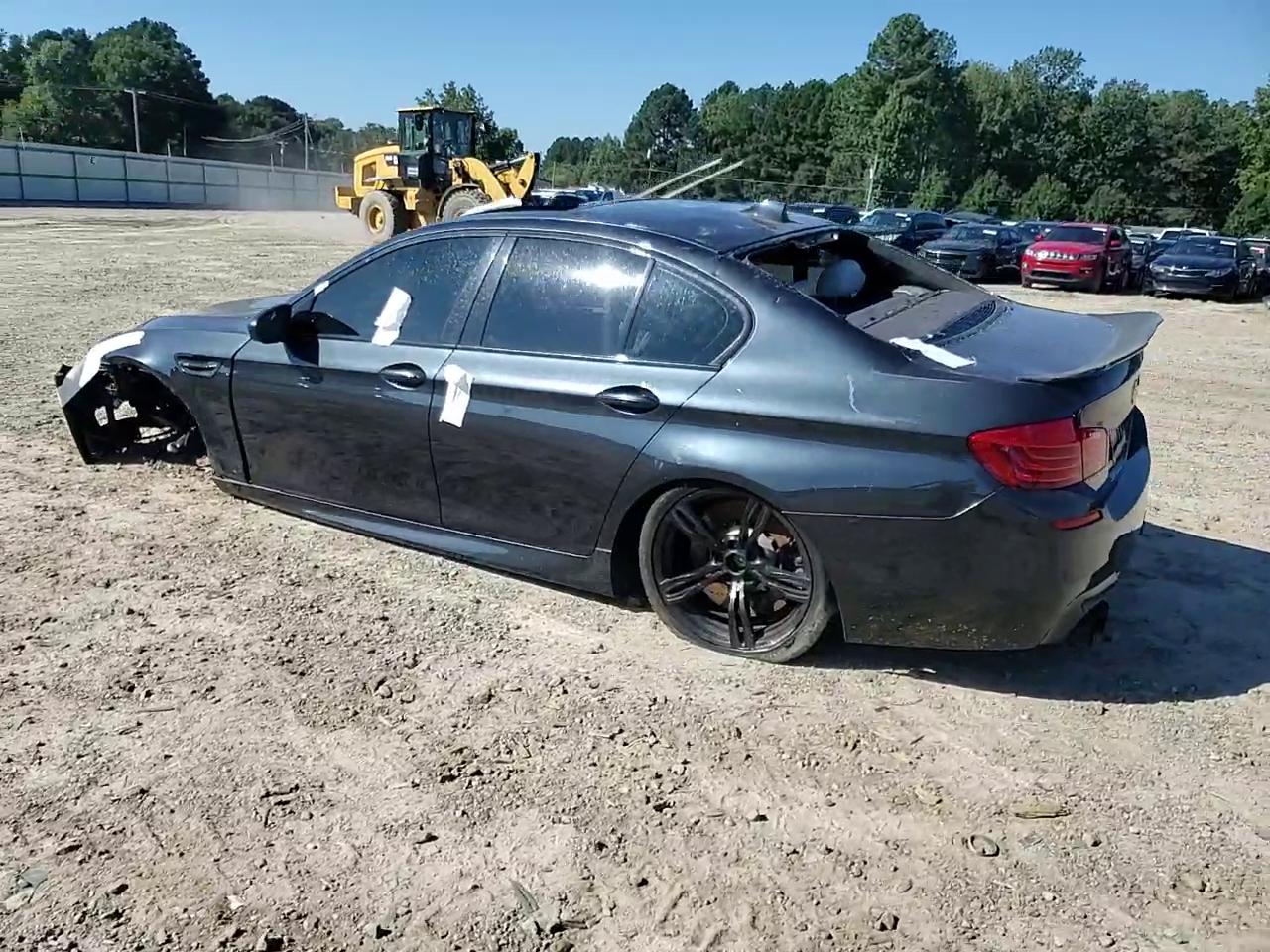 Фото: WBSFV9C54FD595341