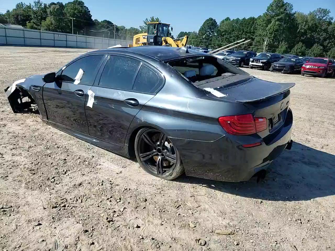 Фото: WBSFV9C54FD595341