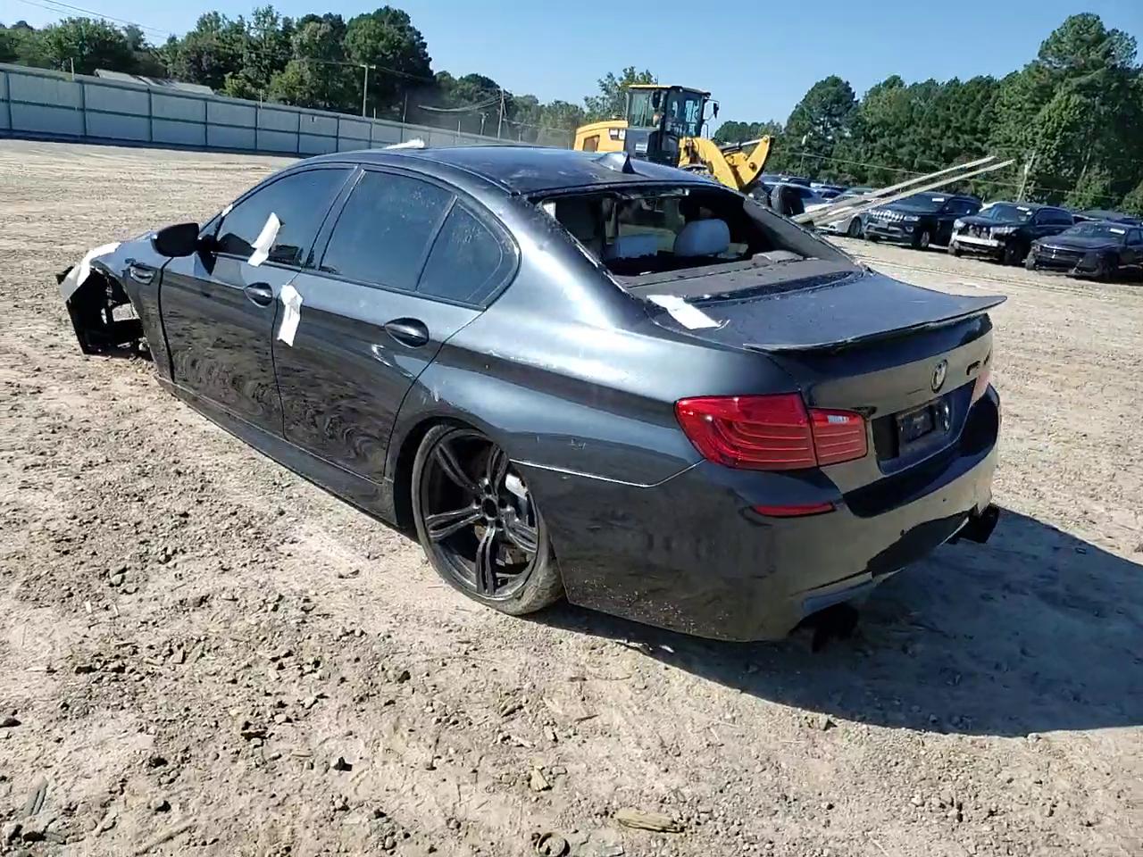 Фото: WBSFV9C54FD595341