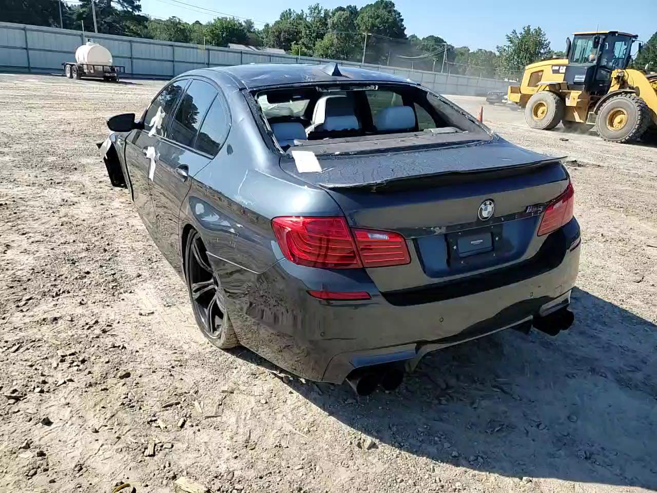 Фото: WBSFV9C54FD595341