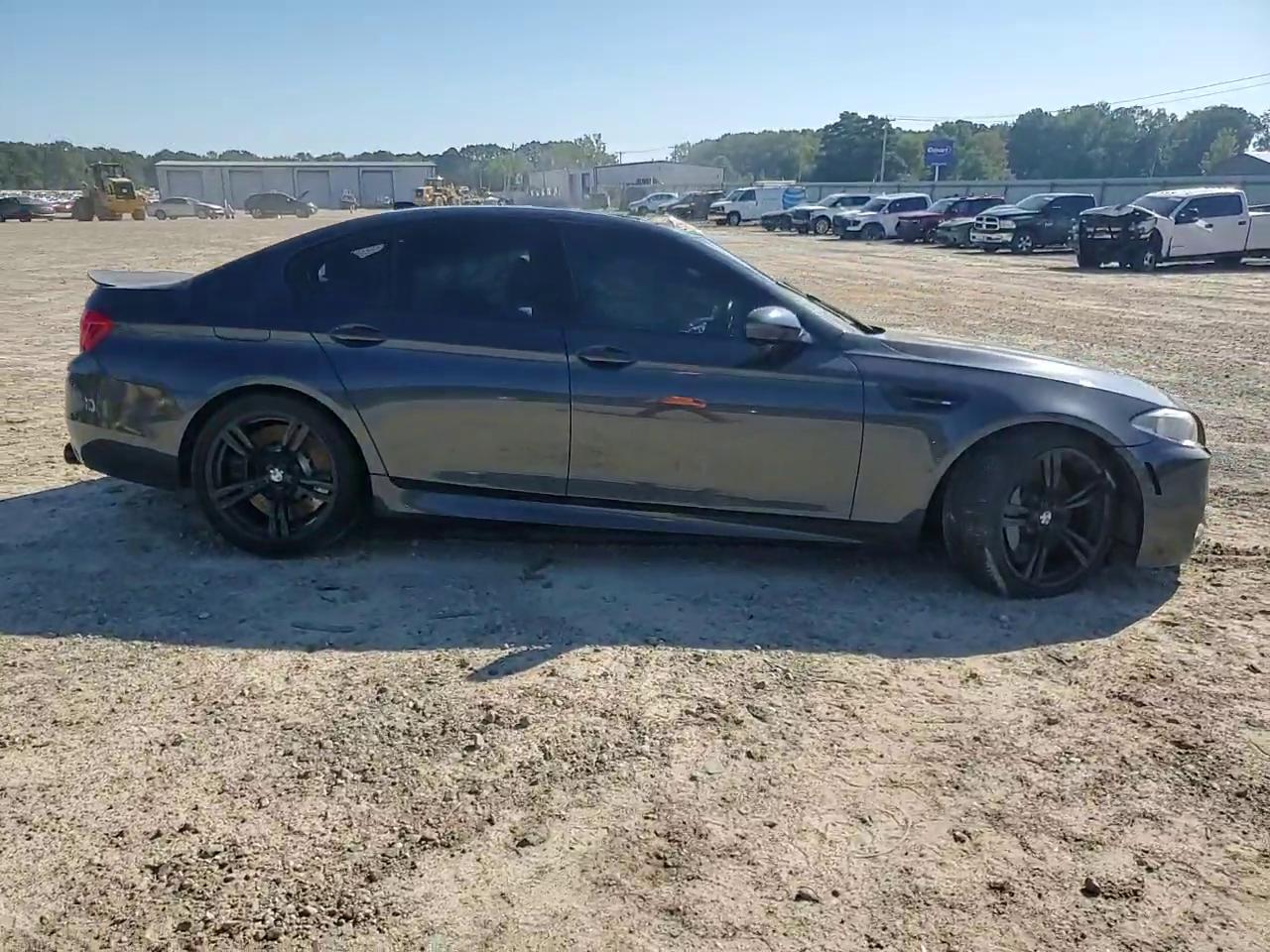 Фото: WBSFV9C54FD595341