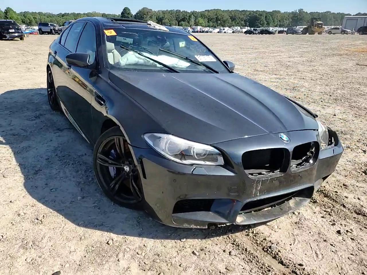 Фото: WBSFV9C54FD595341