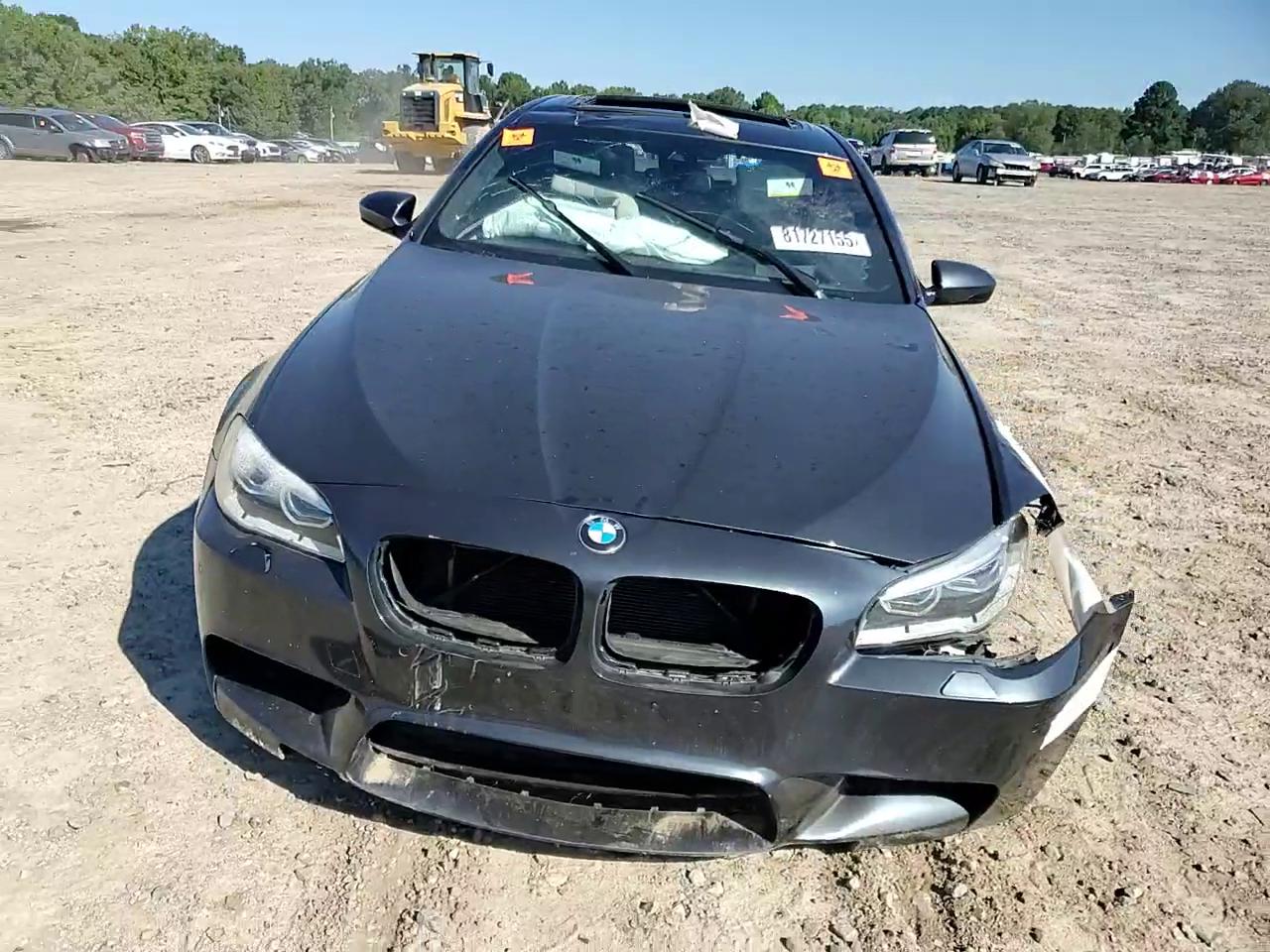 Фото: WBSFV9C54FD595341