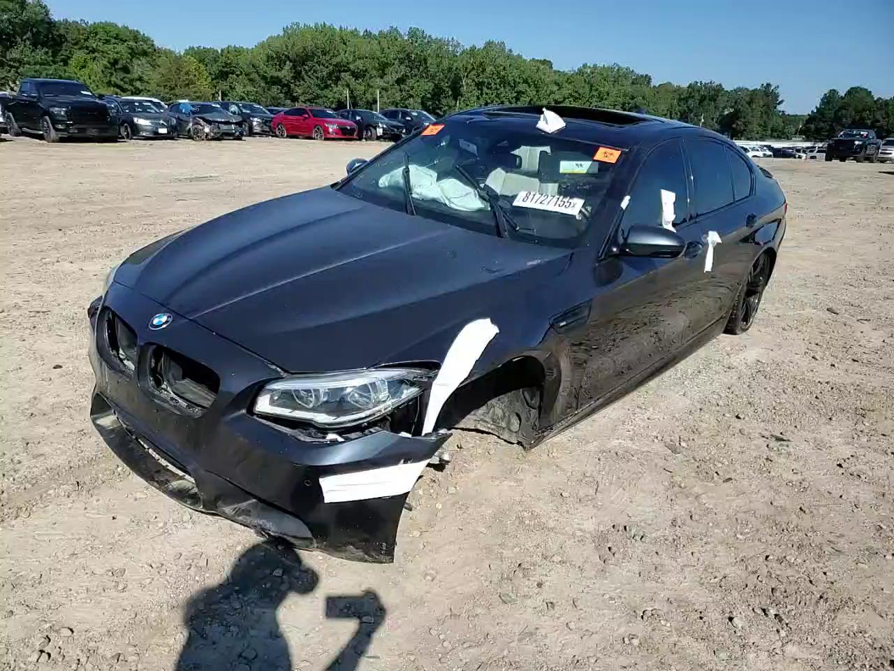 Фото: WBSFV9C54FD595341