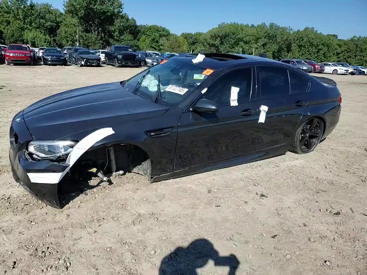 Фото: WBSFV9C54FD595341