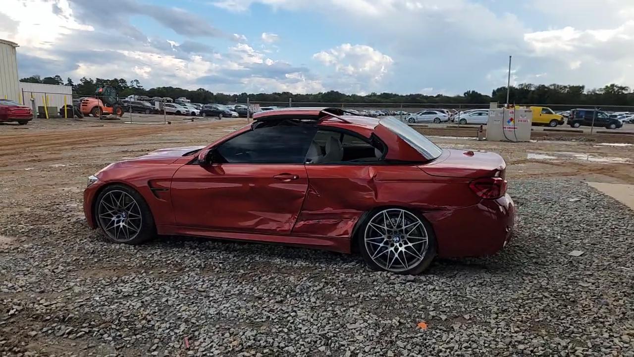 Фото: WBS4Z9C5XJED22423