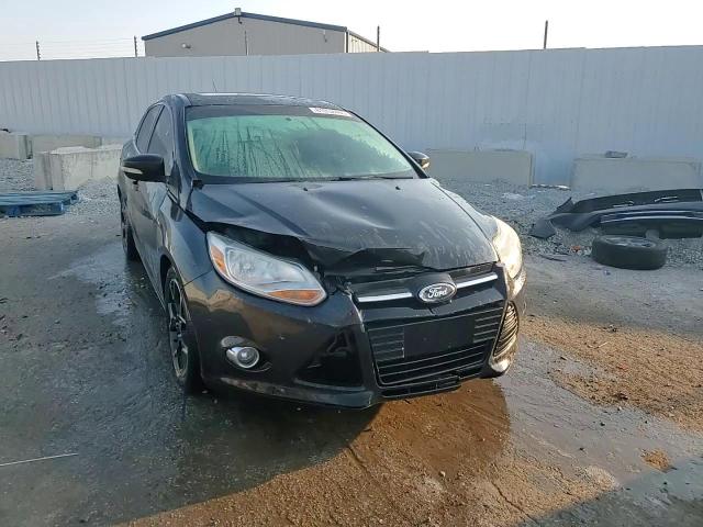 2013 Ford Focus Se VIN: 1FADP3F22DL122571 Lot: 81052405